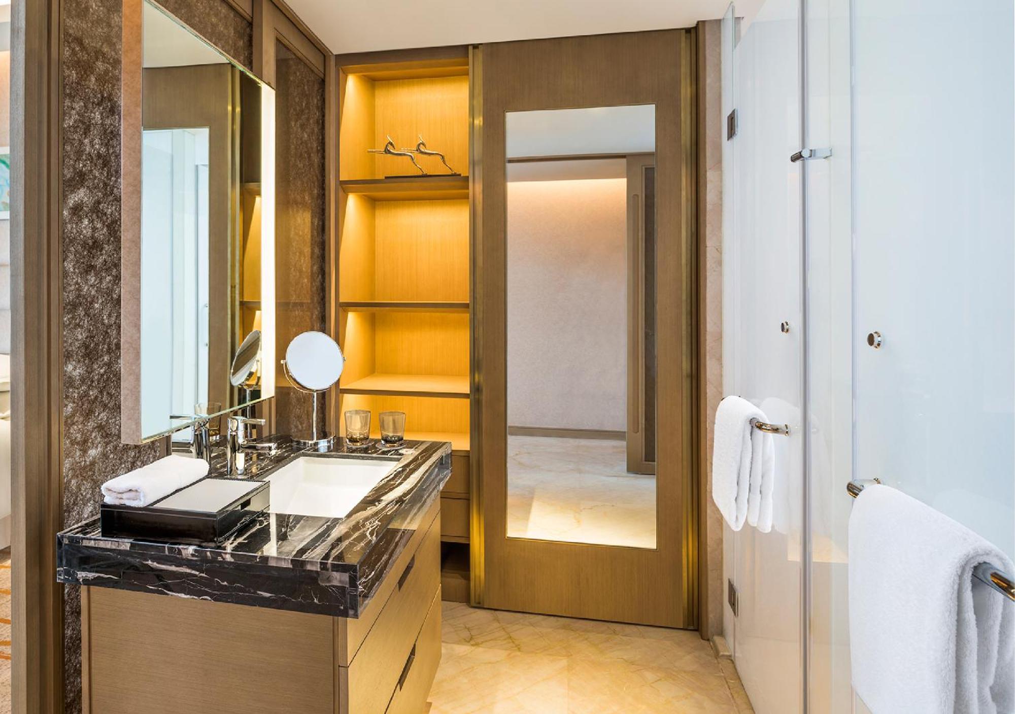 Sheraton Qingdao West Coast Extérieur photo